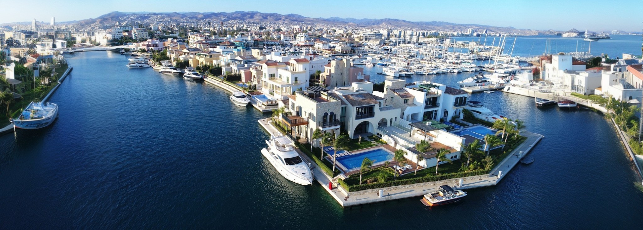 ЖК с видом на яхтенный причал