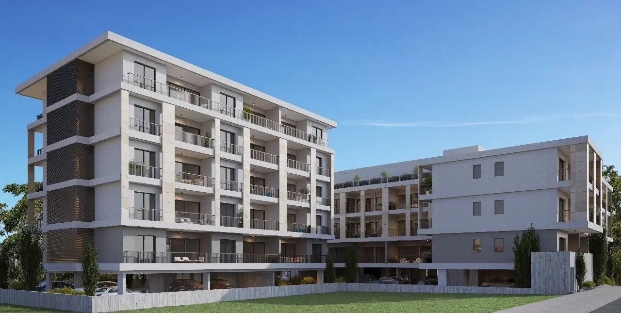 Всего 500 метров до старого города