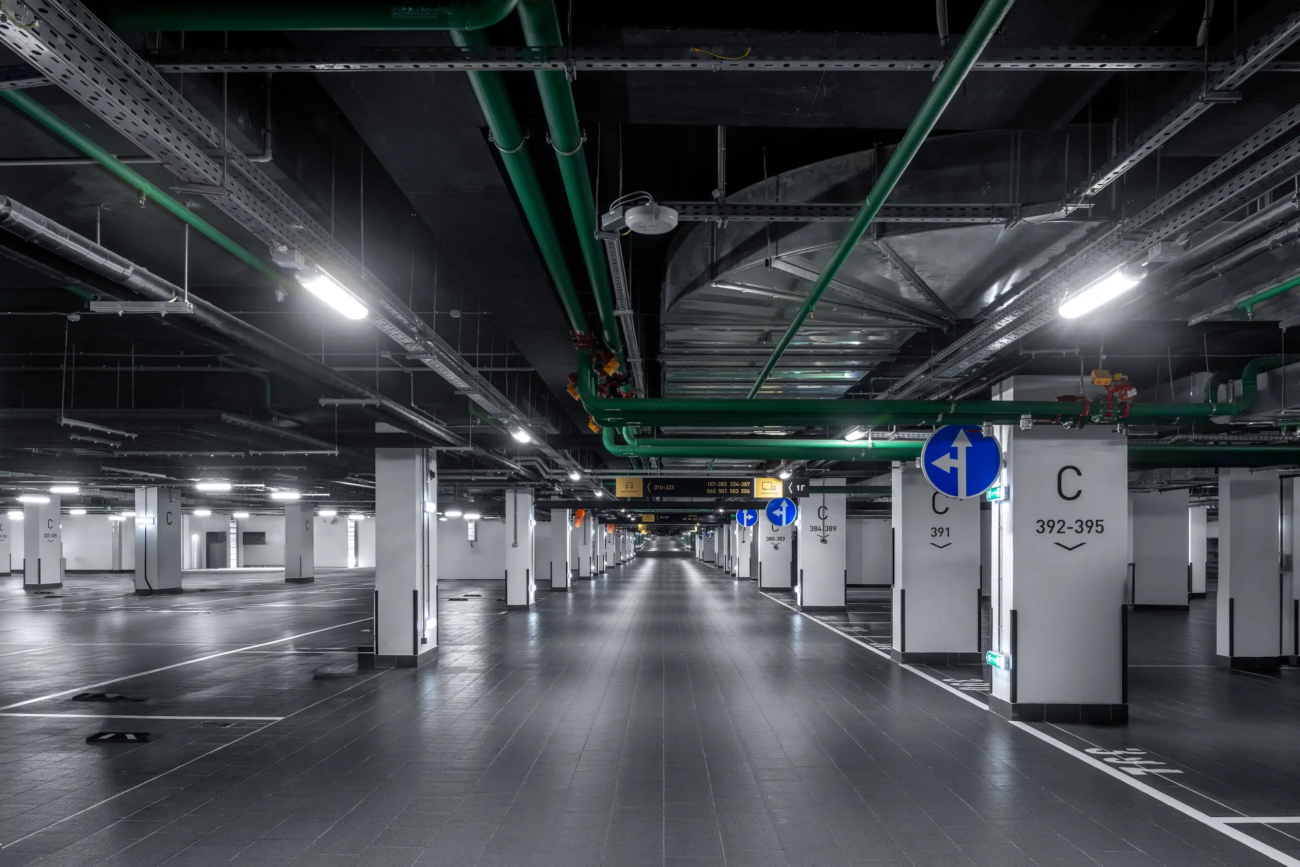 Подземный паркинг на 1313 машино-мест