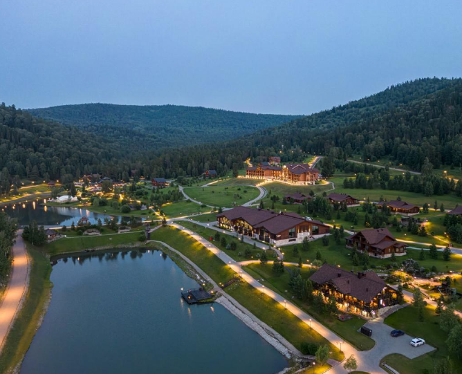 Рядом бутики и рестораны авторской кухни