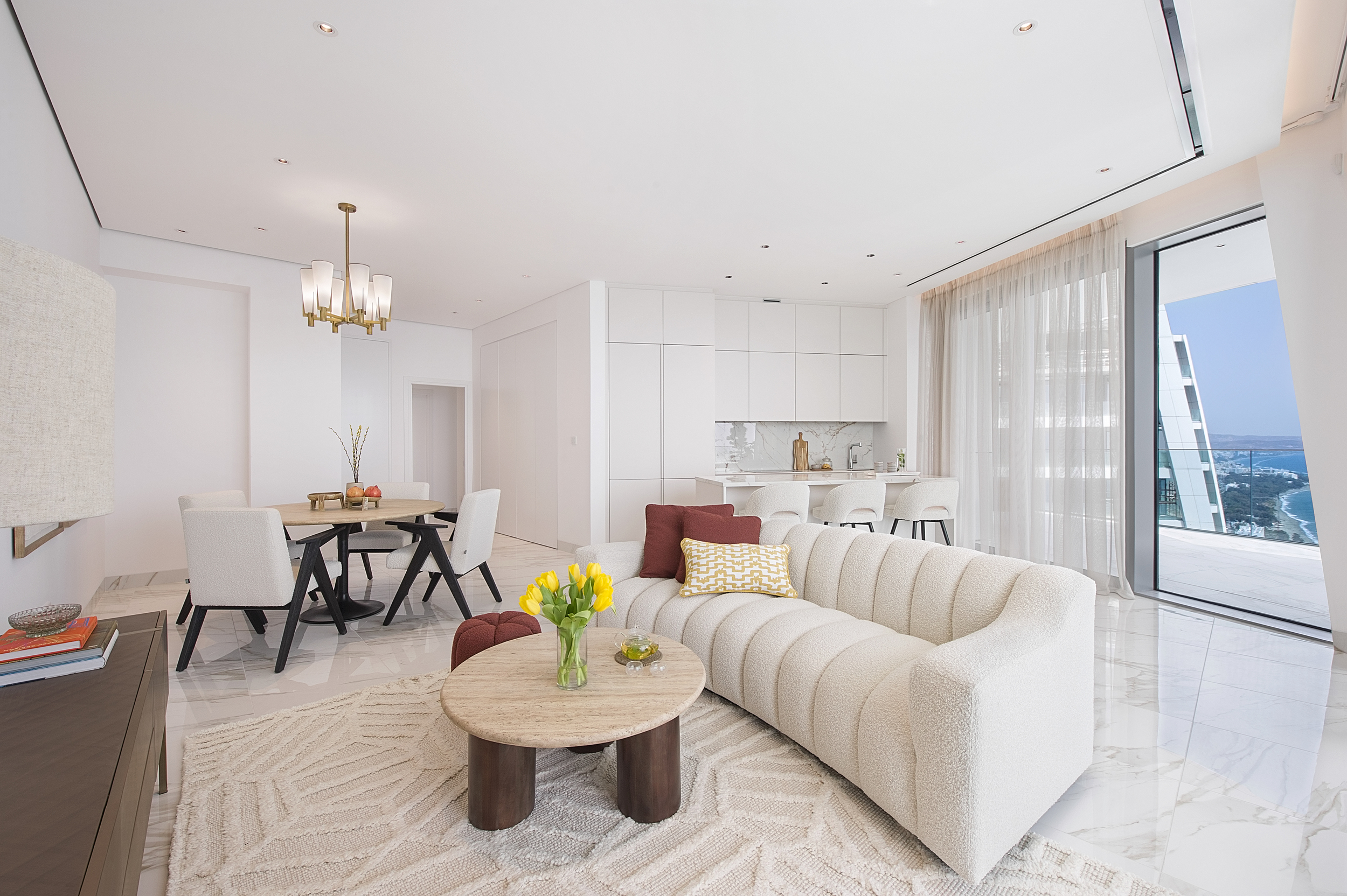 Полностью оборудованная кухня премиального уровня